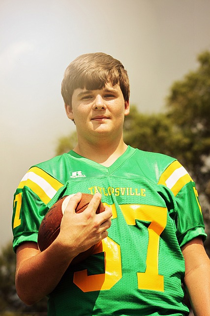 正是激励他 正是激励他